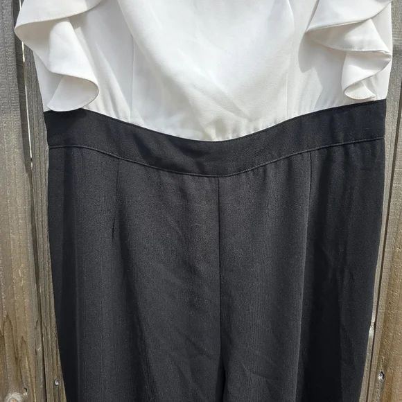 ASOS Jumpsuit Womens 8 Black White Ruffle Sleeve Colorblock Party One Piece - Picture 9 of 16